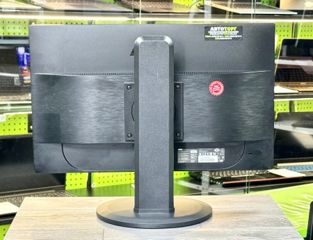 AOC E2260P 4